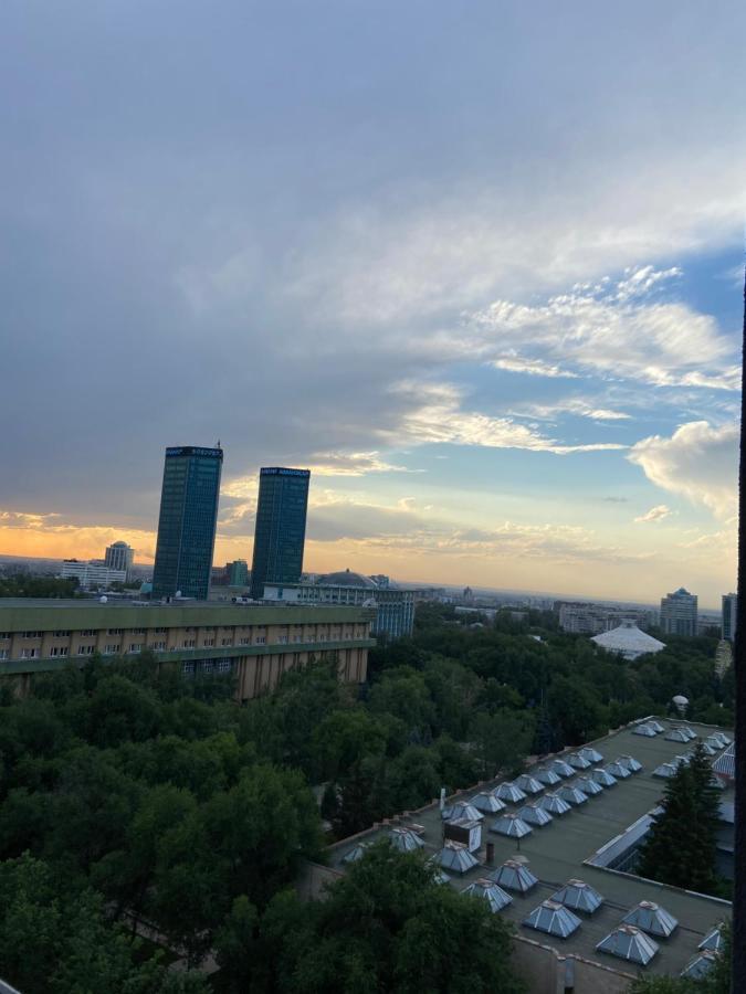 Квартира В Центре Алматы Extérieur photo