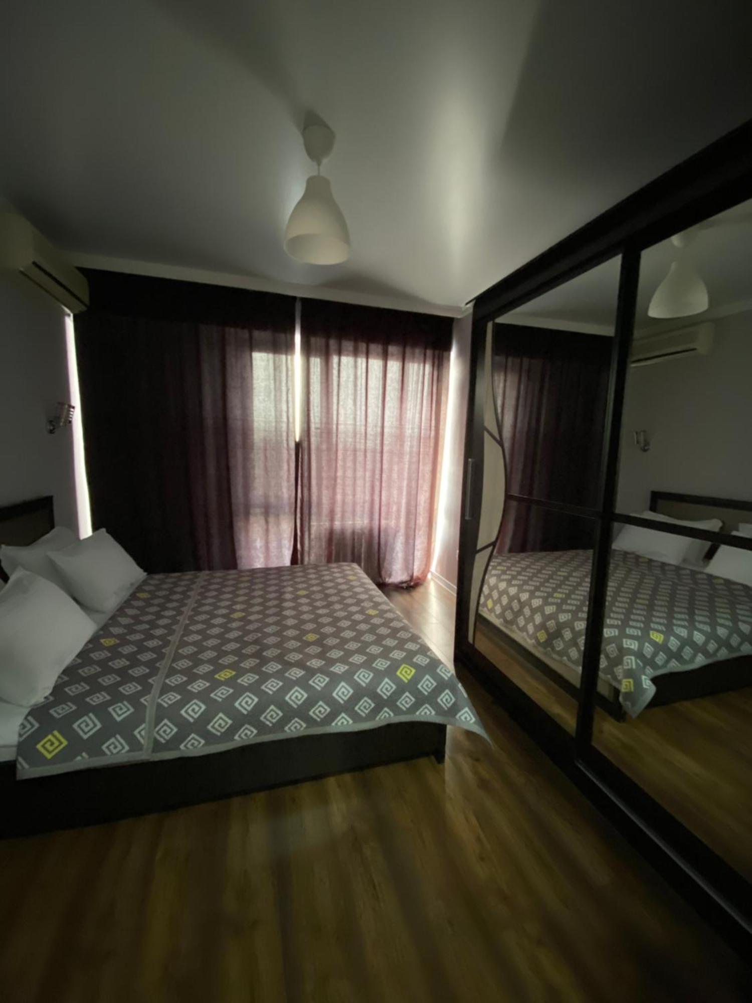 Квартира В Центре Алматы Extérieur photo