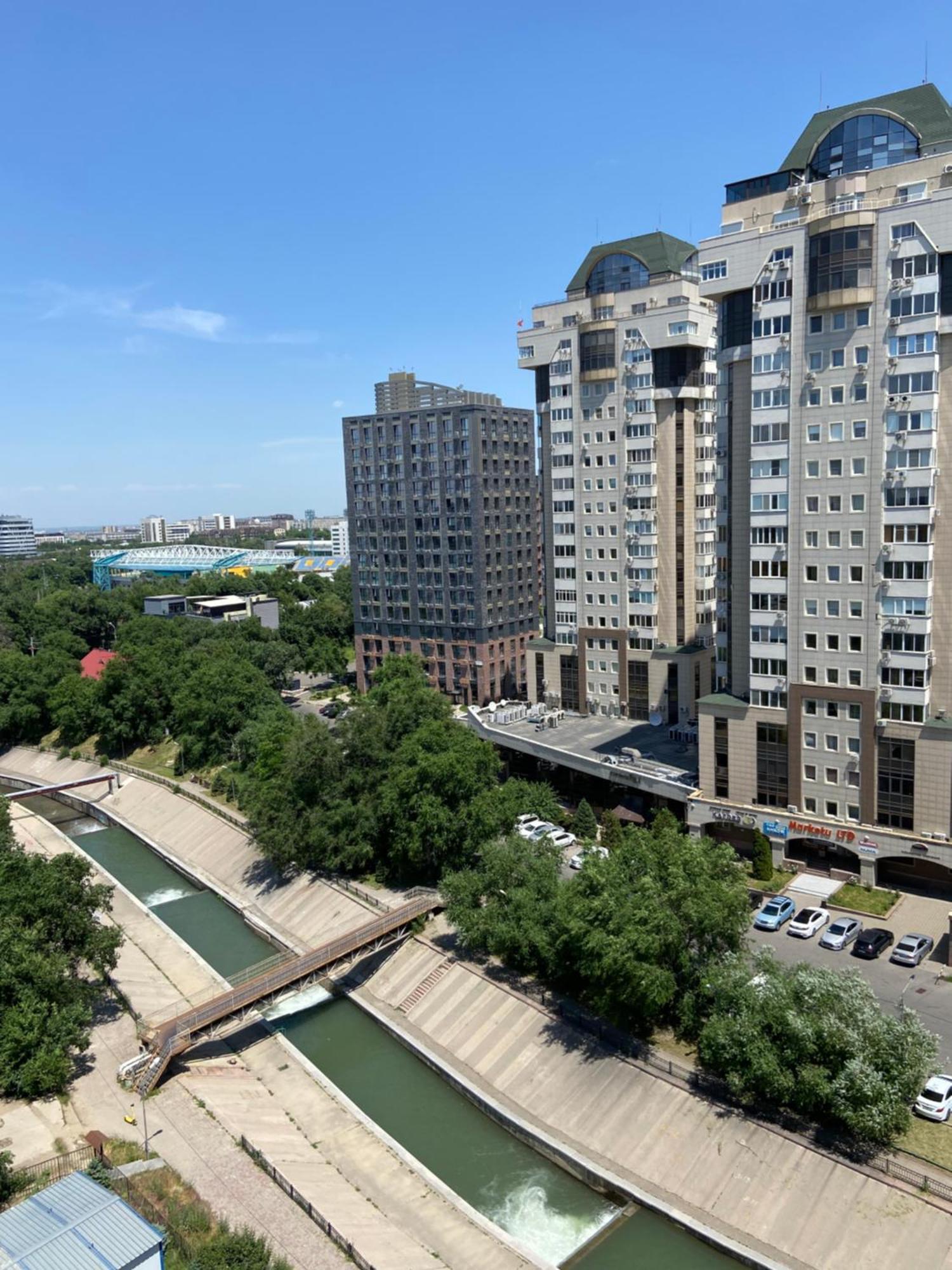 Квартира В Центре Алматы Extérieur photo